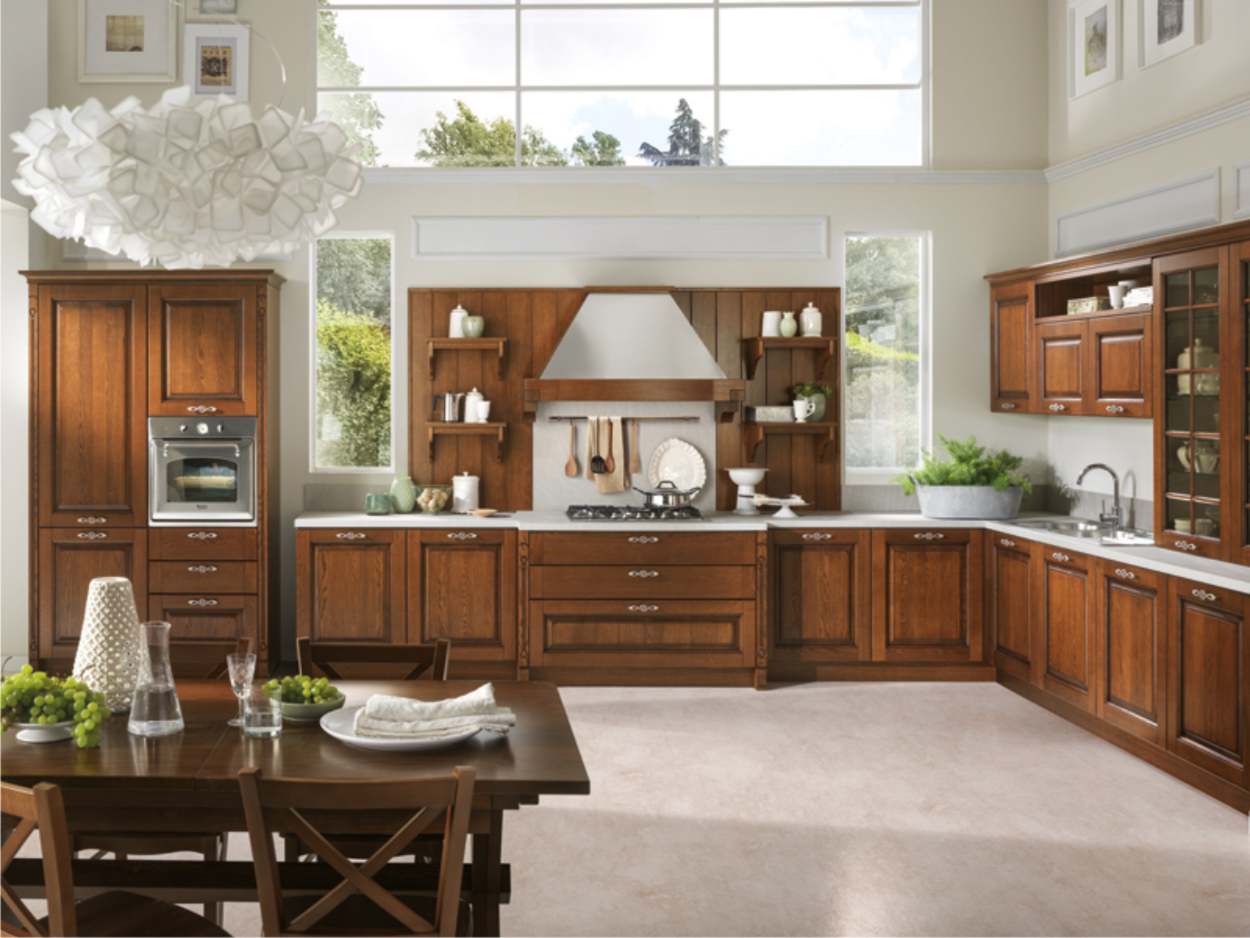Cucine classiche 15 cucina in noce angolare