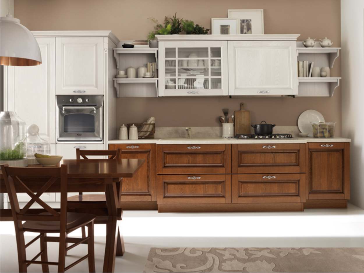 Cucine classiche 22 cucina lineare bianco e noce