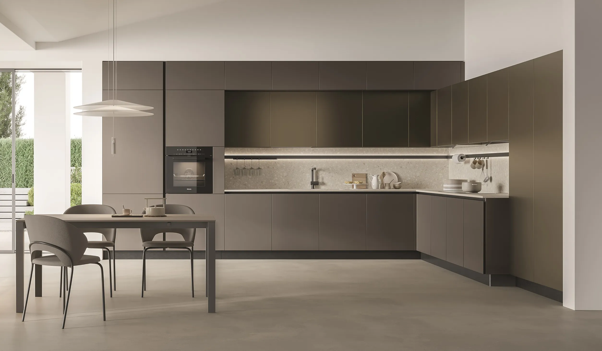 Cucine moderne 3 Cucina angolare con ante in vetro opaco e in PET metallizzato